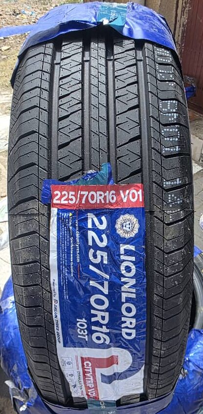 225/70R1